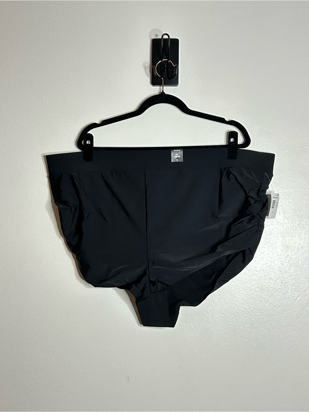 NWT Torrid Black Scrunch High Waist Full Coverage Swim Short Bottoms 4X Size 4